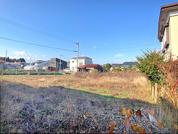 八戸市大字市川町字尻引前山の土地
