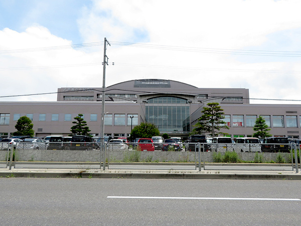 八戸市大字田向字向平の土地(八戸市民病院)