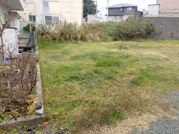 八戸市大字新井田字長塚森の土地