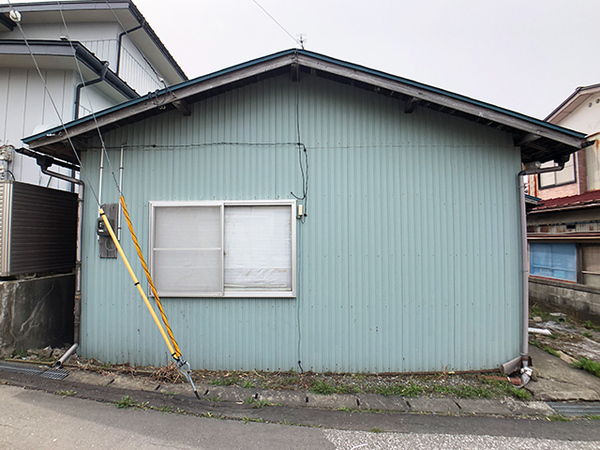 八戸市大字新井田字塩入の土地