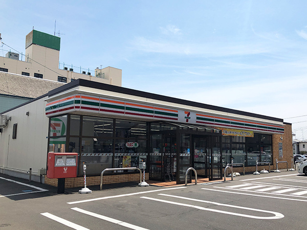 八戸市柏崎2丁目の土地(セブンイレブン八戸柏崎1丁目店)
