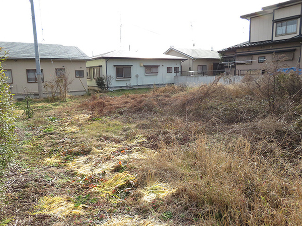 八戸市大字中居林字雷の土地