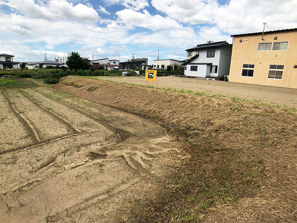 八戸市大字長苗代字内舟渡の土地(現地土地写真)