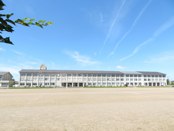 上北郡おいらせ町緑ヶ丘5丁目の土地(おいらせ町立木ノ下小学校)