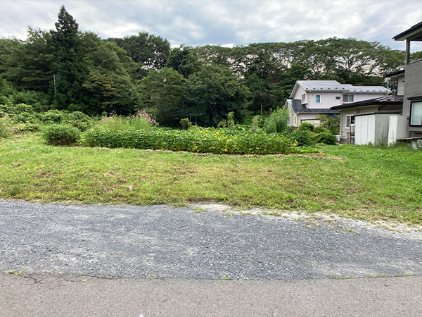 八戸市大字市川町字尻引堤沢の土地