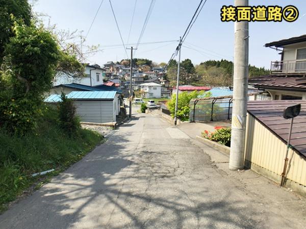 八戸市大字沢里字沢里山の土地