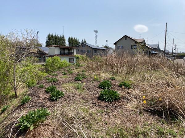 八戸市大字新井田字小久保尻の土地