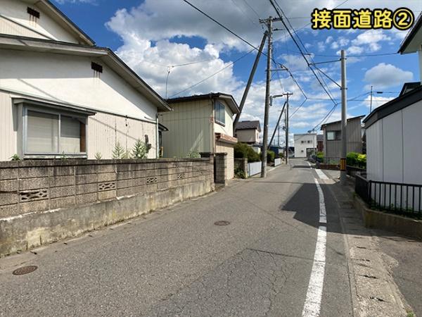 八戸市大字白銀町字栗沢道の土地