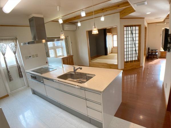 八戸市売市4丁目の中古一戸建て[152301-990]【センチュリー21】