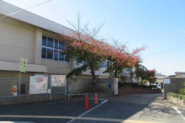 四條畷市美田町の中古一戸建て(四條畷市立四條畷南小学校)