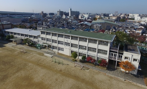 寝屋川市河北西町の土地(寝屋川市立第七中学校)