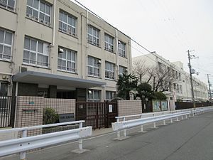 ピアン平野(大阪市立瓜破小学校)