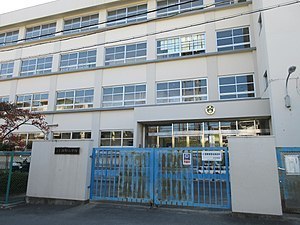 大東市緑が丘2丁目の土地(大東市立深野小学校)