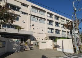 大東市大東町の新築一戸建(大東市立氷野小学校)
