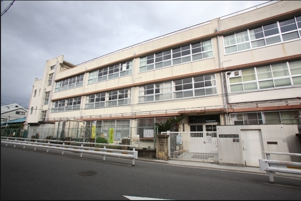東大阪市森河内西1丁目の中古一戸建て(東大阪市立森河内小学校)