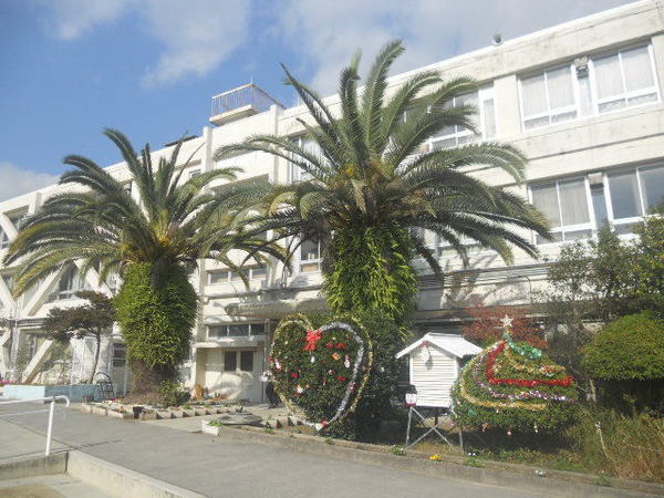 寝屋川市若葉町の新築一戸建(寝屋川市立池田小学校)