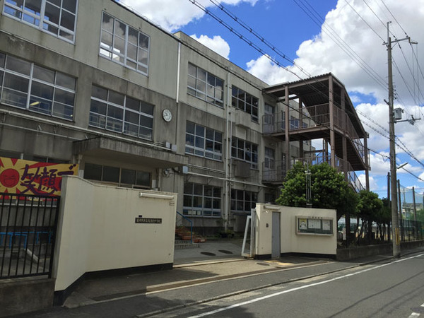 東大阪市加納1丁目の中古一戸建て(東大阪市立盾津東中学校)