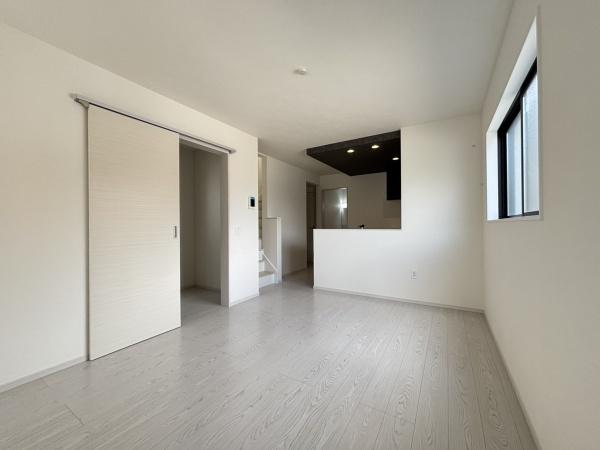 伊丹市鈴原町９丁目の新築一戸建