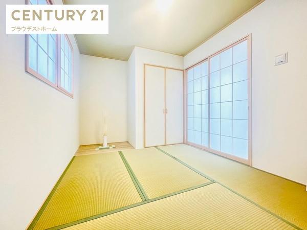 尼崎市西立花町４丁目の新築一戸建