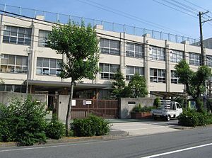 大阪市東淀川区豊里2丁目の新築一戸建(大阪市立東淀中学校)