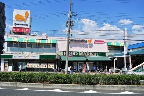尼崎市西立花町4丁目の新築一戸建(グルメシティ西大島店)