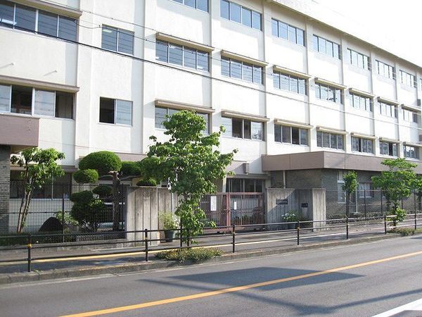 八尾市久宝園3丁目の新築一戸建(八尾市立久宝寺中学校)