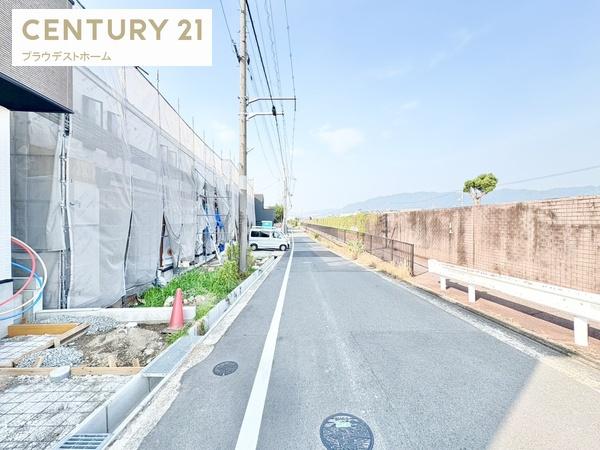 大東市三箇１丁目の新築一戸建