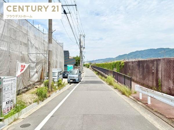 大東市三箇１丁目の新築一戸建