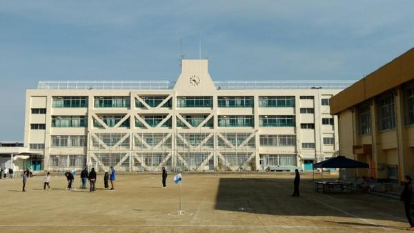 八尾市北本町4丁目の新築一戸建(八尾市立用和小学校)