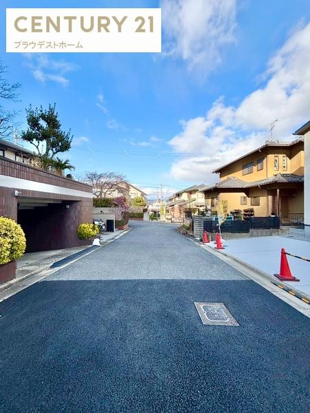 川西市けやき坂３丁目の新築一戸建