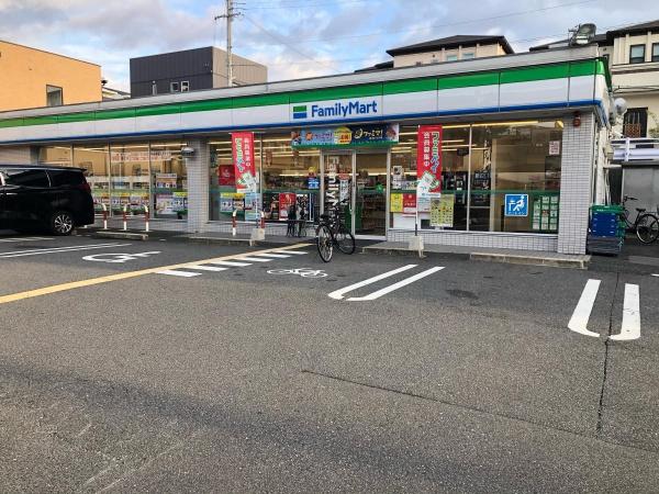 豊中市春日町5丁目の新築一戸建(ファミリーマート豊中緑丘店)