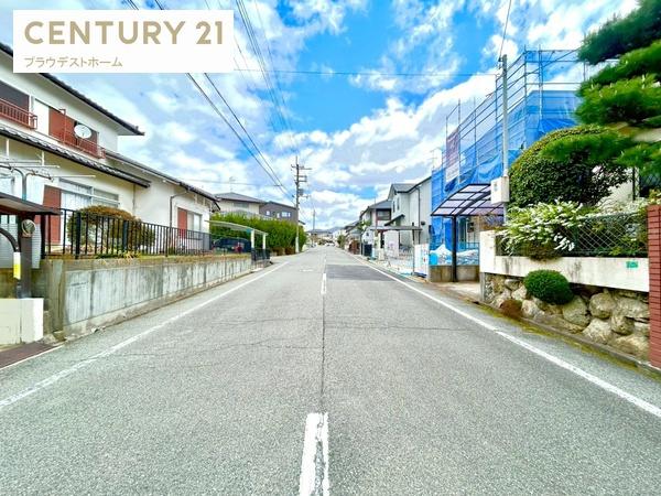 川西市大和東２丁目の新築一戸建