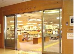 大阪市東淀川区柴島2丁目の新築一戸建(大阪市立東淀川図書館)