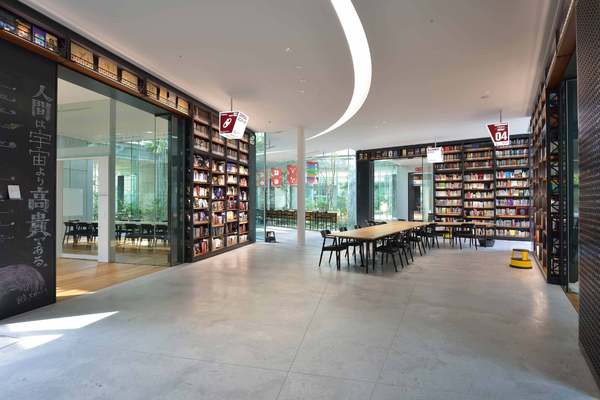 東大阪市西上小阪の中古一戸建て(近畿大学中央図書館)