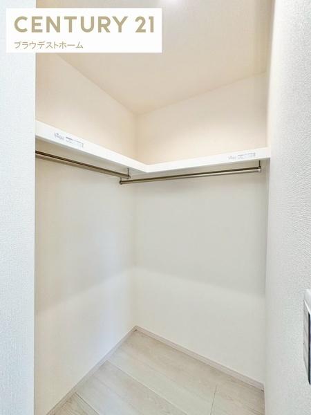 寝屋川市高柳７丁目の新築一戸建