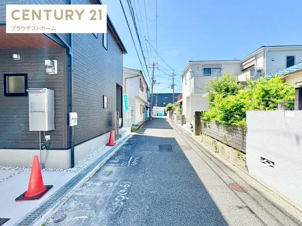 寝屋川市高柳７丁目の新築一戸建