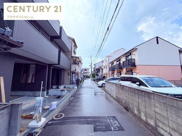 寝屋川市高柳４丁目の新築一戸建