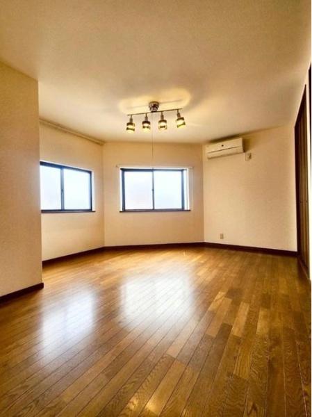 寝屋川市堀溝３丁目の中古一戸建て