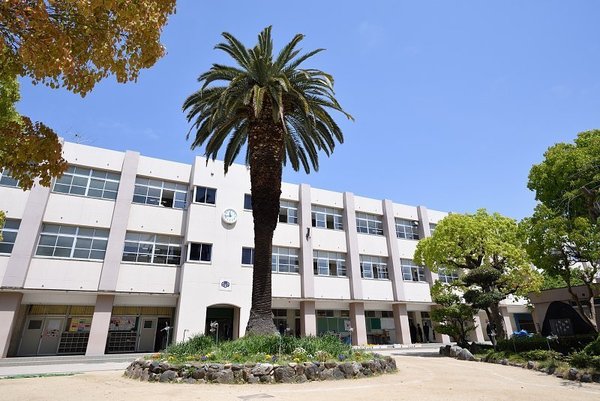 大阪市城東区関目1丁目の中古一戸建て(大阪市立菫中学校)