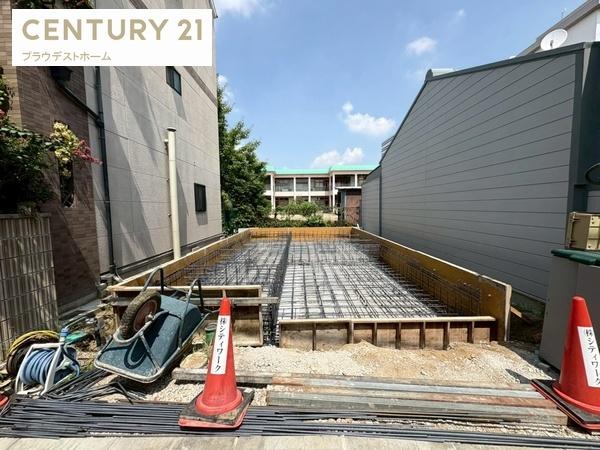 東大阪市小若江３丁目の新築一戸建
