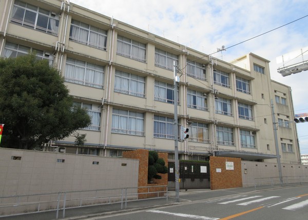 大阪市東淀川区井高野3丁目の中古一戸建て(大阪市立東井高野小学校)