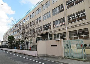 【プラウデスト西堤】R5年築 満室全18室「高井田」10分(東大阪市立西堤小学校)