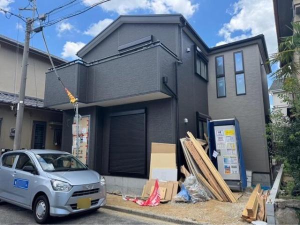 寝屋川市葛原１丁目の新築一戸建