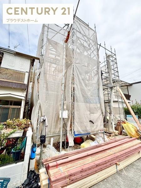 寝屋川市高柳７丁目の新築一戸建