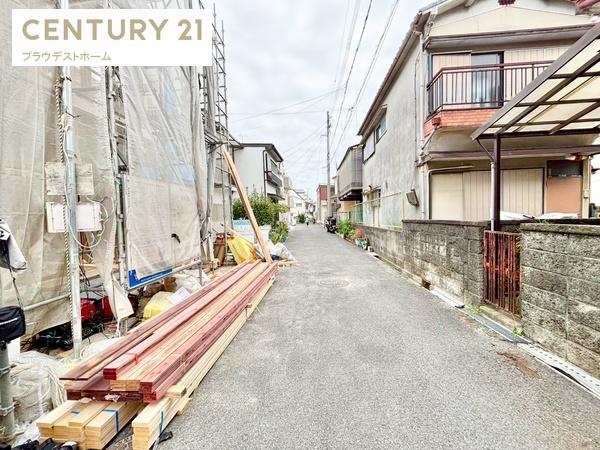寝屋川市高柳７丁目の新築一戸建