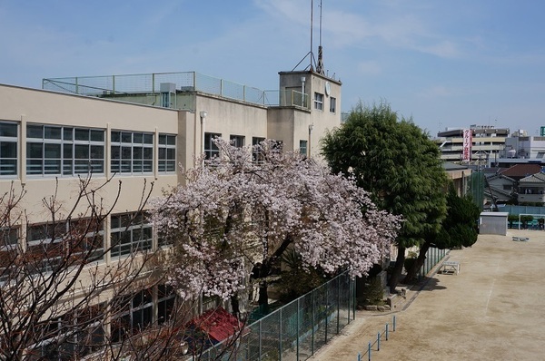 吹田市朝日町の中古一戸建て(吹田市立吹田第一小学校)