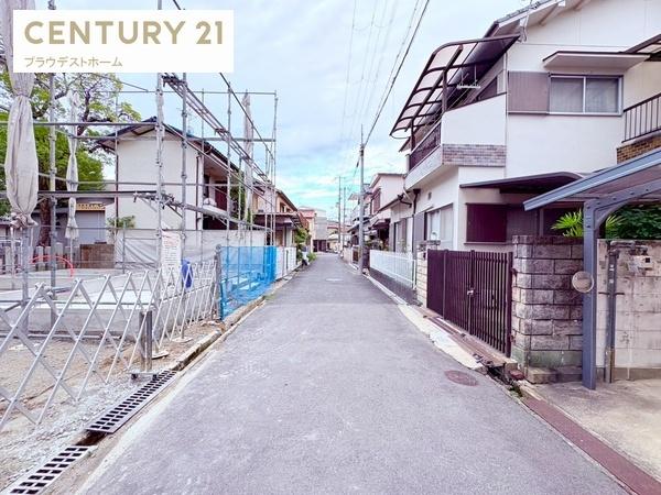 寝屋川市高柳３丁目の新築一戸建