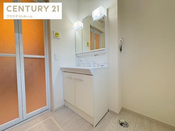 豊中市服部寿町1丁目の新築一戸建(洗面台・洗面所)