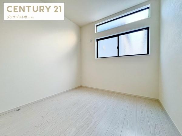 豊中市服部寿町1丁目の新築一戸建(洋室)