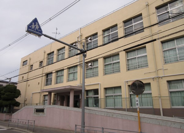 大阪市住之江区北島３丁目の新築一戸建(大阪市立敷津浦小学校)